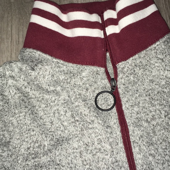 Urban Outfitters turtle neck long sleeve - Picture 2 of 4